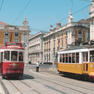 PT-1-2-Lisboa-Praça do Comercio-Tram-06-(13,7×6,5)